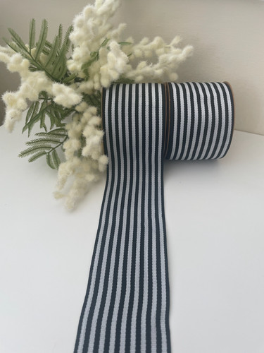 Black and white striped - black,