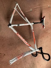 A Lightly Used Giant SCR Ltd 6000 Aluxx Small Frame Set