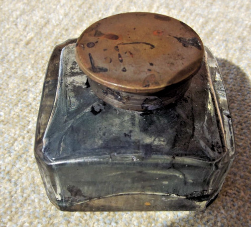 Writing slope box inkwell - inkwell, 43