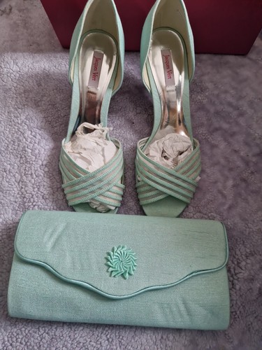 Brand new tried size 6 - brand,