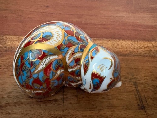 Royal crown derby - crown, contented