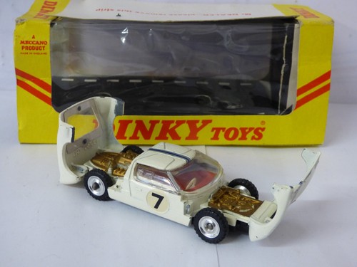 Dinky toys 215 ford racing - gt,