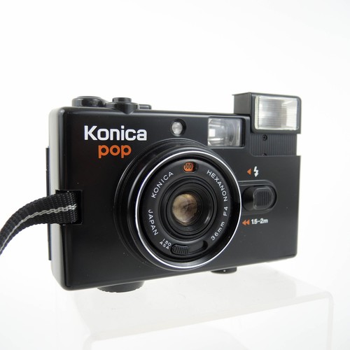 Konica pop 35mm point shoot - point,
