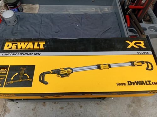 Dewalt dcl045 led - dcl045, under