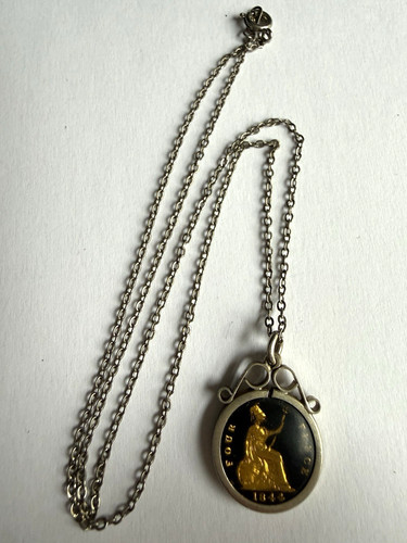 Vintage fine silver pendant - fine,