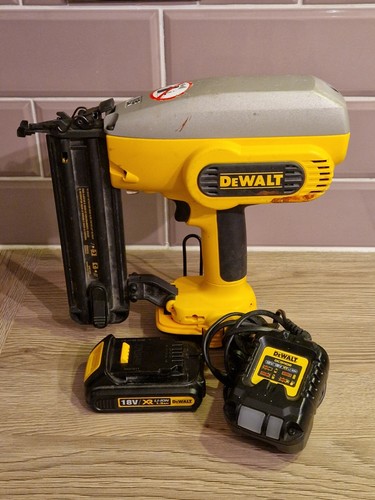 Dewalt dc602 18v adapted - dewalt, xr