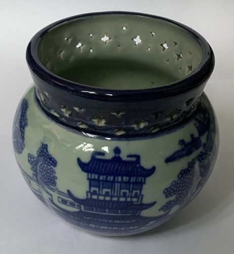Victoria ware ironstone vase - victoria,