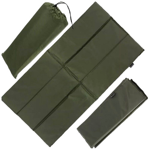Unhooking mat carp fishing - mat,