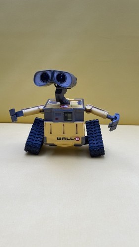 Dance wall interactive - wall-e,