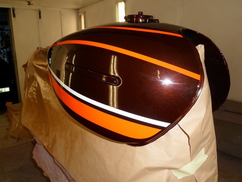 Kawasaki z1a paintwork - ,
