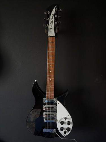 Rickenbacker 325v63 electric - rickenbacker,