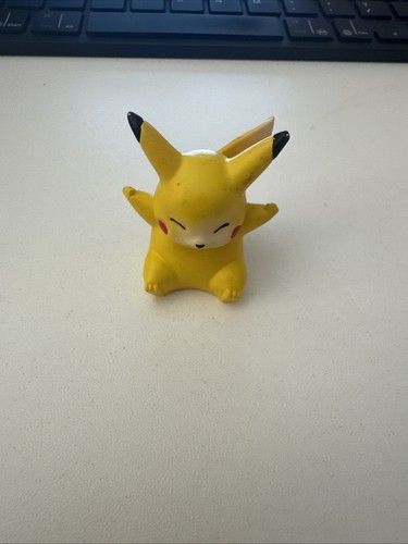 Vintage pokemon pikachu - pokemon,