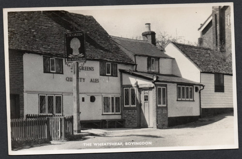 Postcard bovingdon hemel - nr,