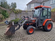 Kubota 27hp Compact Tractor With 4 In 1 Loader