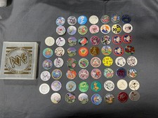 VINTAGE 90'S POG MICRO TOURNAMENT GAME CASE + 40 ASSORTED POGS