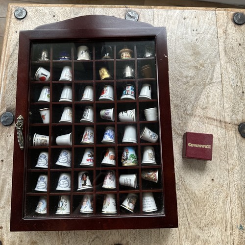 Thimble display cabinet - display,