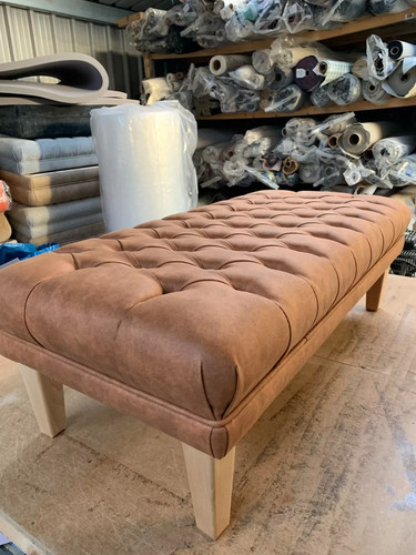 Buttoned footstool coffee