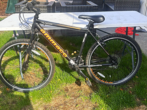 Ammaco mountain bike 26in 15in - ammaco,