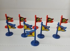 10 vintage Crossbows & Catapults Red & Blue Flags Board Game  Action GT/ Tomy