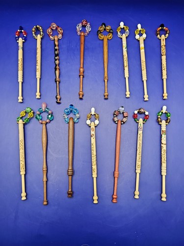 Wooden decorated lace - 15,
