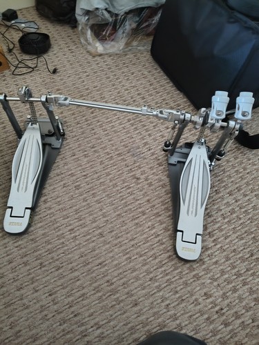 Double bass pedal - bass,