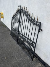 Extremely Good Quality Set Of Fancy Galvanised Steel Driveway Gates Poss Deliver