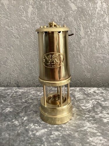 Welsh cymru brass miners lamp - cymru,