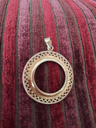 Sovereign mount 9ct gold - 9ct,