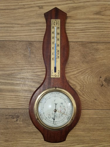 Vintage banjo weather - banjo, station