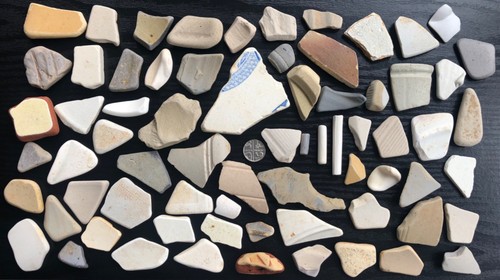 Sea pottery pieces - 70,