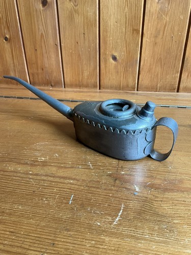 Vintage oil can - -,