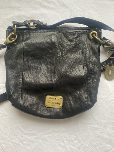 Vintage fossil 100 - 🖤,