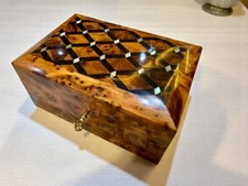 Jewellery Box lockable thuya