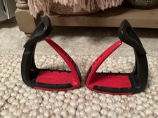 Freejump Soft Up  Stirrups-Red good used condition 
