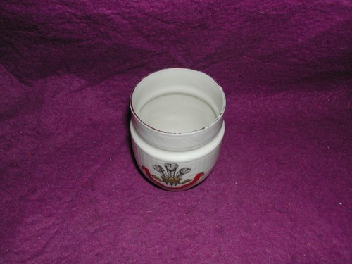 Goss crested china - crested,
