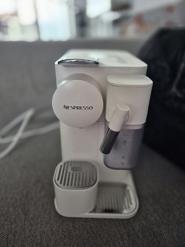 Nespresso lattissima one - nespresso,