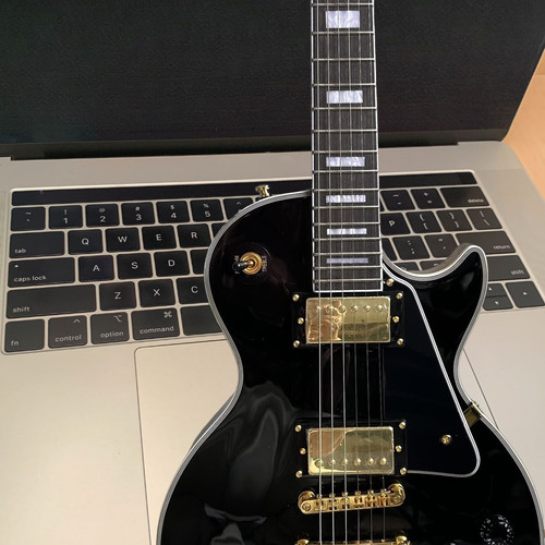 Custom black solid body - black,