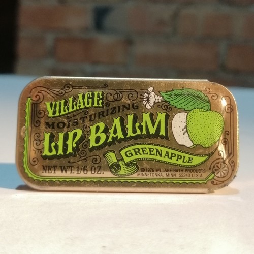 Vtg 1976 lip balm - vtg,