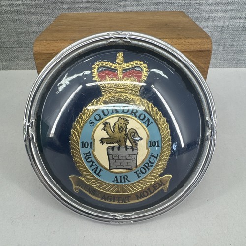 Vintage car badge - badge, royal
