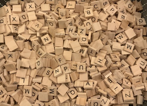100 wooden scrabble - 100,