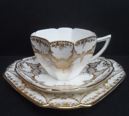 Rare shelley art deco vine - a,