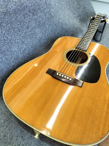Martin acoustic guitar 28 - martin, d-28