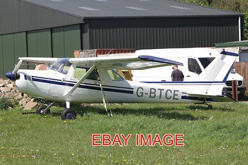 Photo btce cessna 152 - photo,