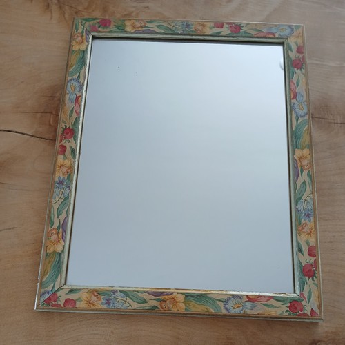 Vintage 90 s wall - vintage, /