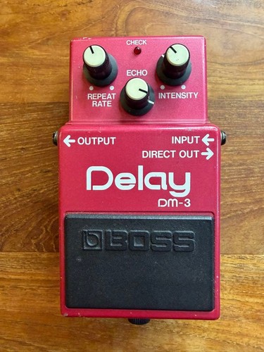 Boss delay guitar - dm-3,