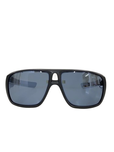 Oakley sunglasses black - sunglasses,