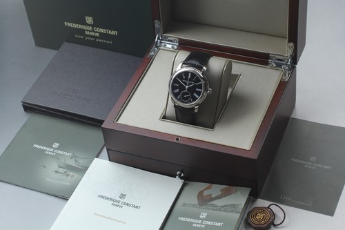 Near mint frederique - [near,