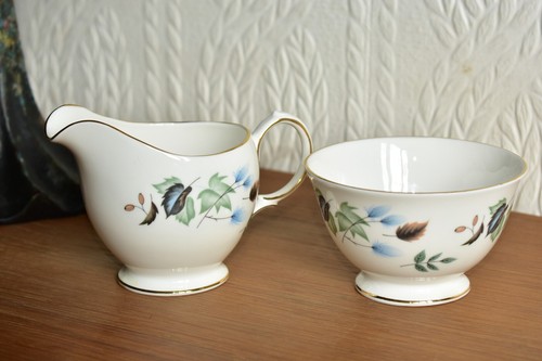 Colclough china linden milk - china,
