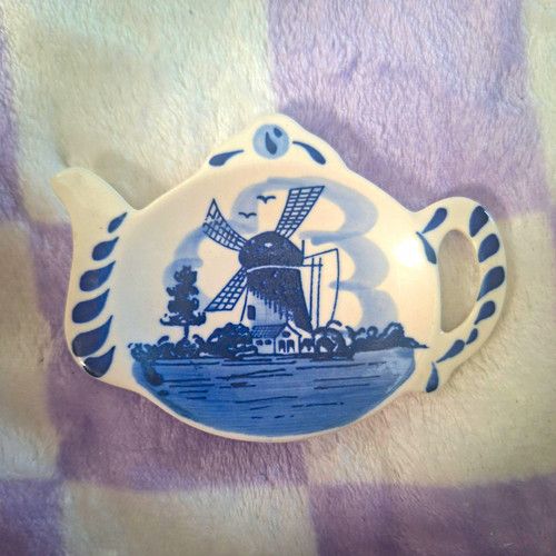 Delft blue hand painted - blue,