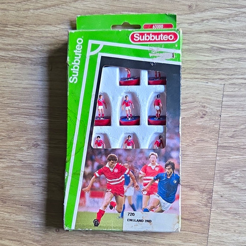 Subbuteo lightweight team - subbuteo,